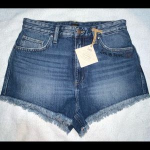 Lee modern vintage collection denim shorts